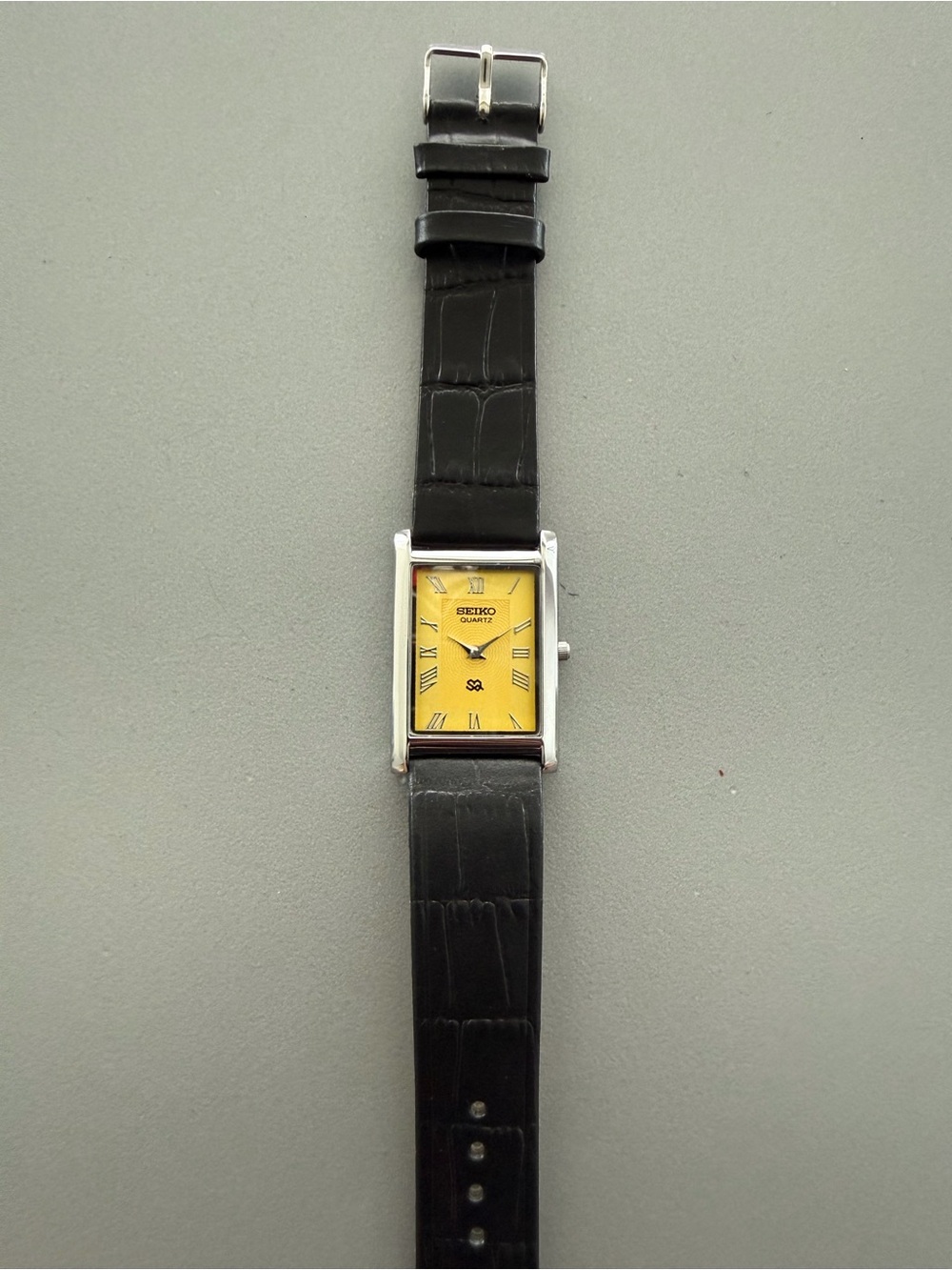 Vintage Seiko Tank watch Yellow dial Silver bezel with Black Strap